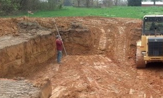 Выкопать котлован под фундамент в Моршанске - от 2557 руб. | 2Землекопа-Мрш